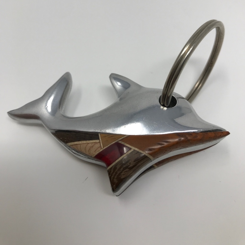 Hand made key ring made of siver color and enamel